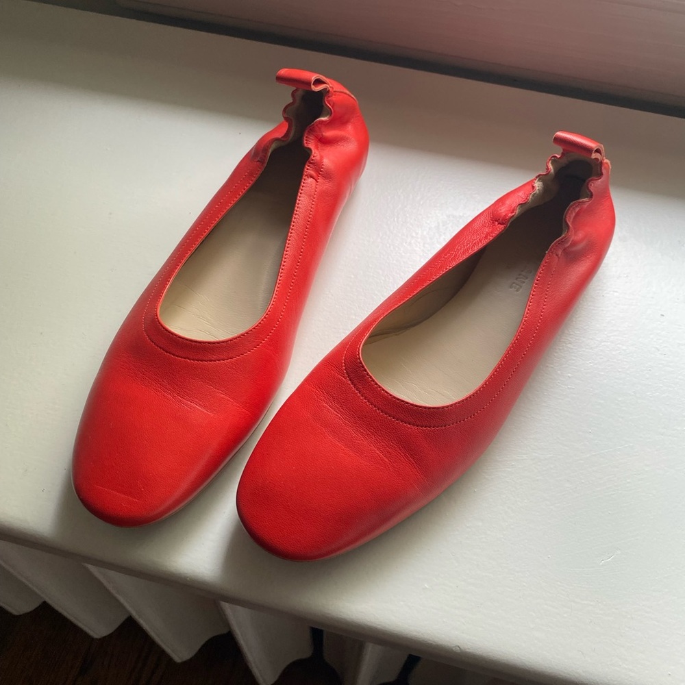 Everlane glove flat
